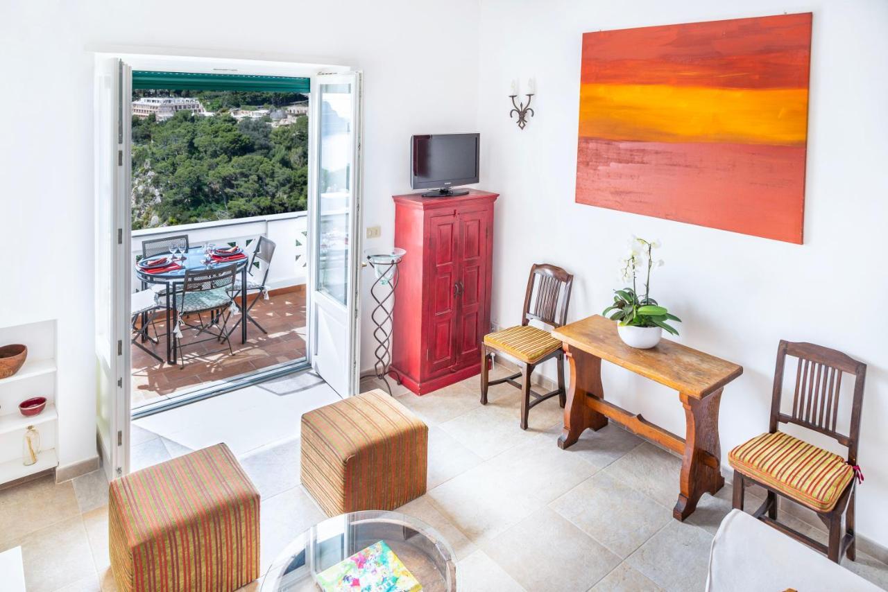 Villa Mariuccia กาปรี ภายนอก รูปภาพ