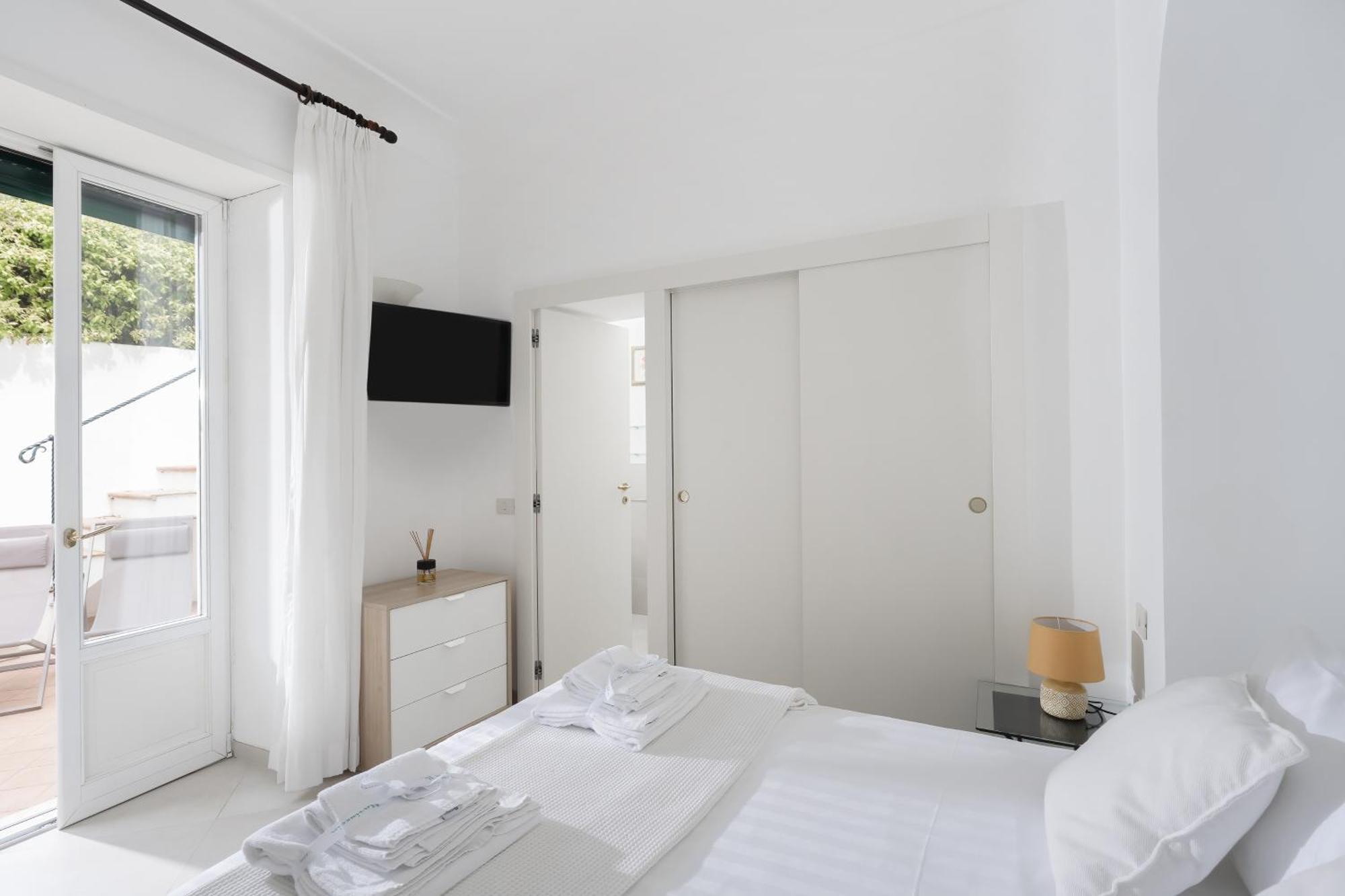Villa Mariuccia กาปรี ภายนอก รูปภาพ