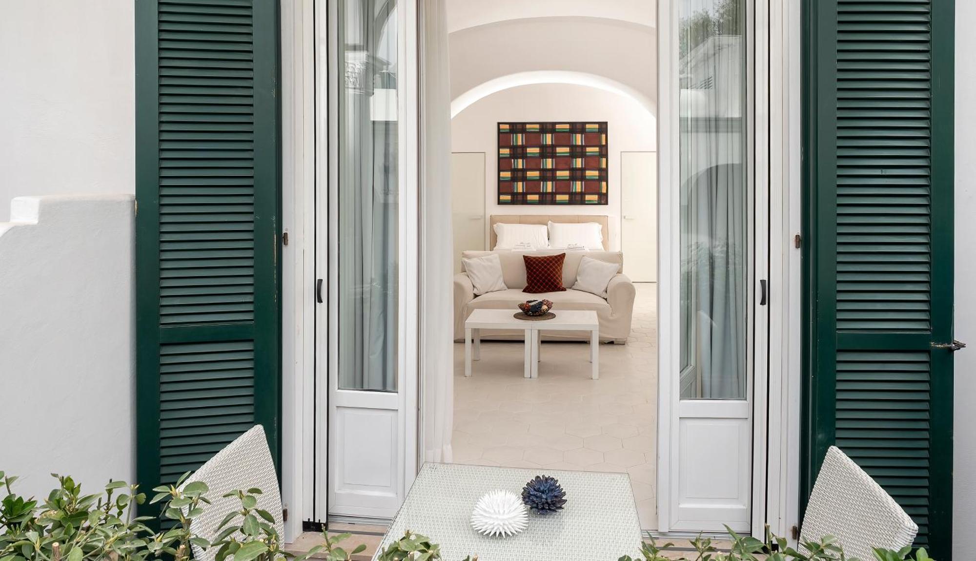 Villa Mariuccia กาปรี ภายนอก รูปภาพ
