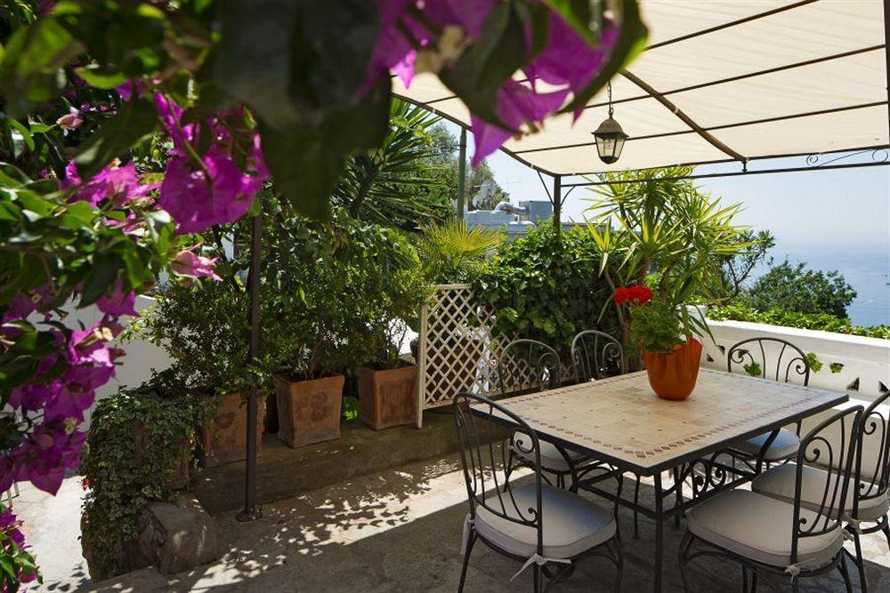 Villa Mariuccia กาปรี ภายนอก รูปภาพ