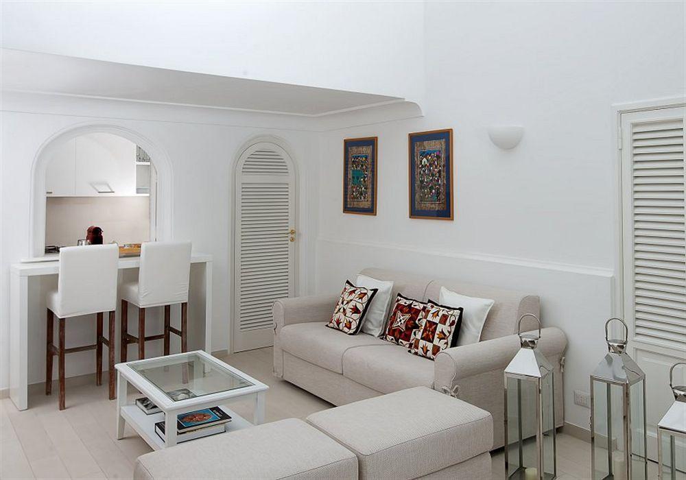 Villa Mariuccia กาปรี ภายนอก รูปภาพ