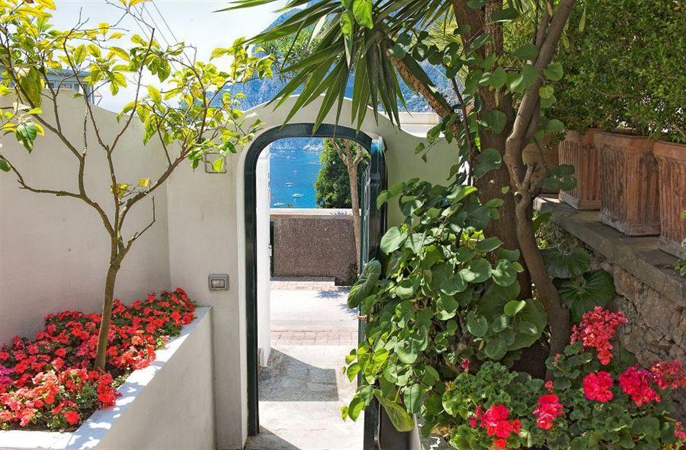 Villa Mariuccia กาปรี ภายนอก รูปภาพ