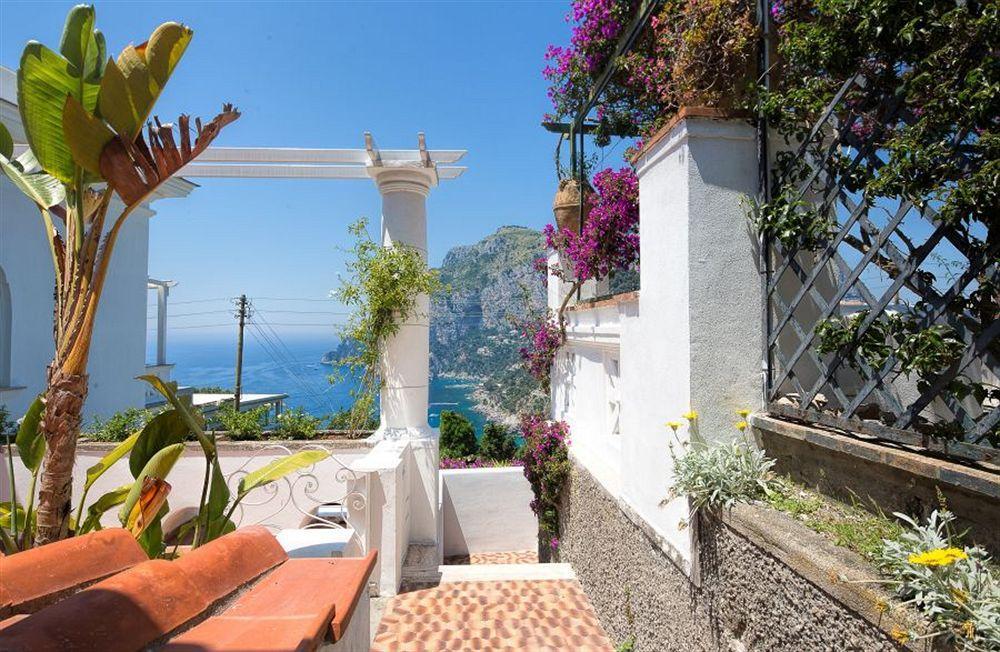 Villa Mariuccia กาปรี ภายนอก รูปภาพ